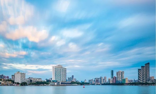 九游(JIUYOU)白天鹅宾馆:创新节能管理 打造酒店业绿色标杆(图3) 九游(JIUYOU)白天鹅宾馆:创新节能管理 打造酒店业绿色标杆(图3)