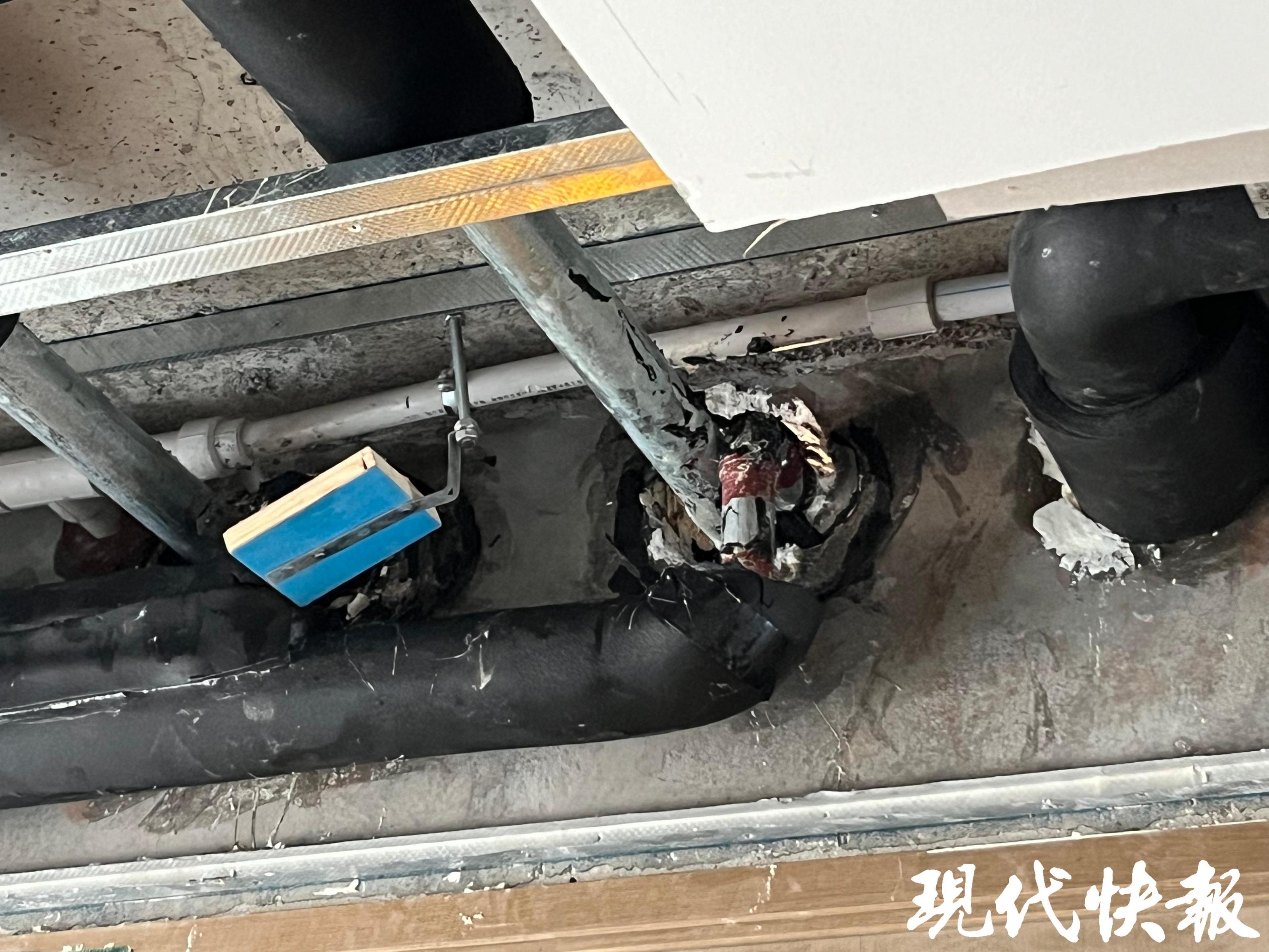 九游体育快快帮|空调新风系统施工太“水”新小区几十户成“水帘洞”(图5) 九游体育快快帮|空调新风系统施工太“水”新小区几十户成“水帘洞”(图5)